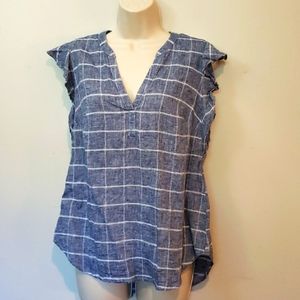 Old Navy V-Neck flutter sleeve top Size Medium